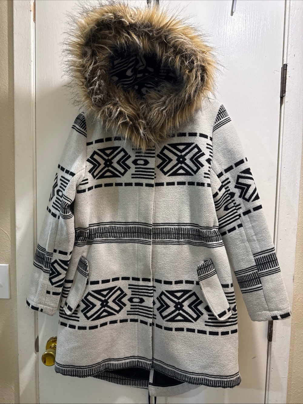 BB Dakota Cream & Black Aztec Indian parka Patterned Faux Fur Hooded Trench Coat